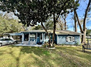 507 NE 1st St, Chiefland, FL 32626