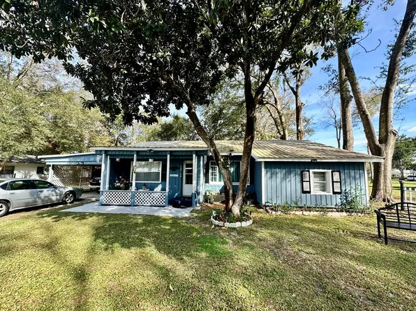 507 NE 1st St, Chiefland, FL 32626