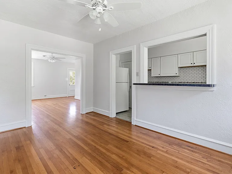 3504 Park Ave #B — Photo 8