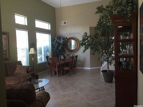 4th image of 5449 Silversmythe Ln