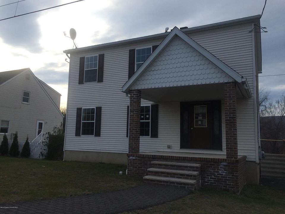 1st image of 1010 Claire Dr