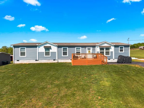 405 Barry Cv, Dandridge, TN 37725
