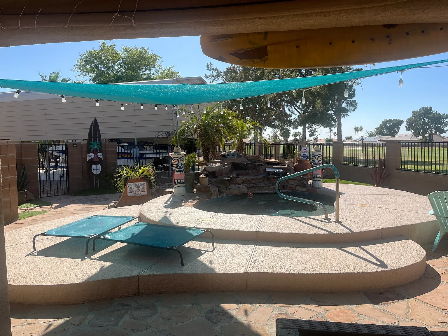 4 bed, 1471 sqft, $2,400 — Photo 1