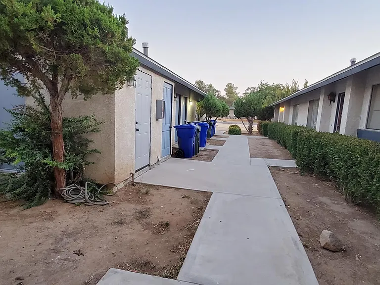 21250 Laguna Rd #5 — Photo 2