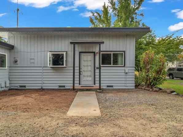 3020 NE Newby St, McMinnville, OR 97128