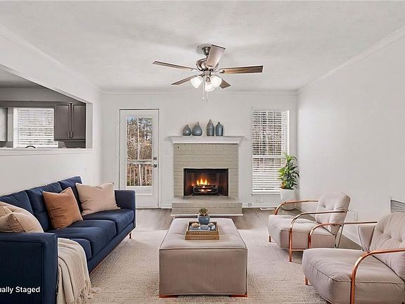 3rd image of 7797 Mountain Creek Way