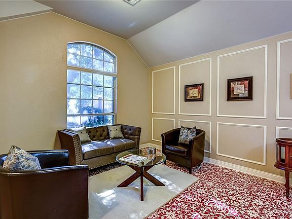 4th image of 2312 Ash Leaf Ln