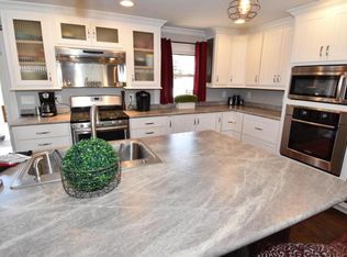 145 Cavalcade Ln SW, Pataskala, OH 43062