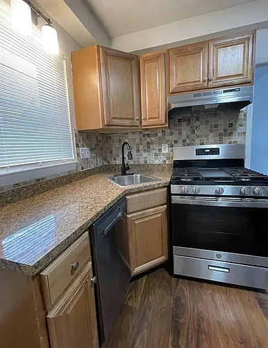 64 Trafford St #6 Photo 1