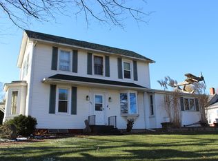 601 N Main St, Roanoke, IL