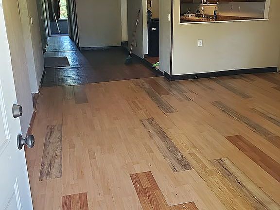 5th image of 114 N Mounds St