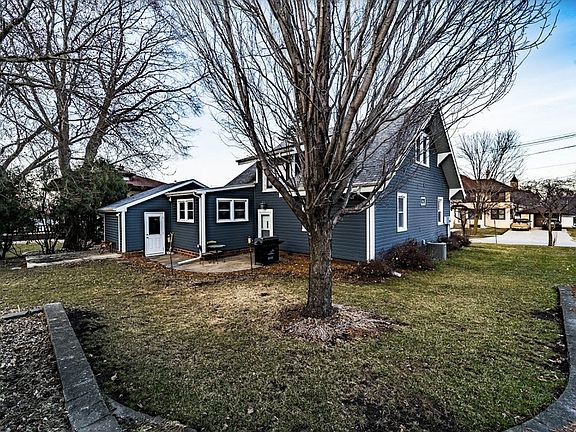 3rd image of 705 10th St