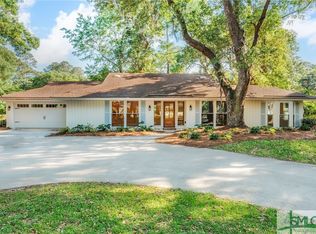 2 Blount Ln, Savannah, GA 31411