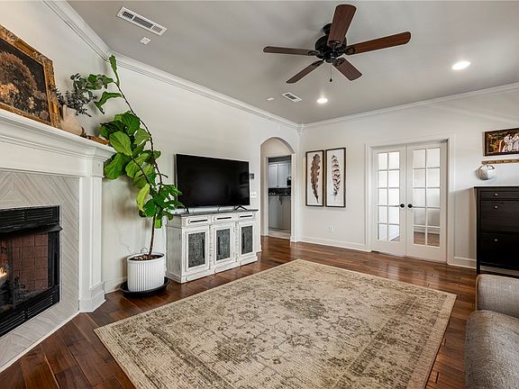 4th image of 1300 Chancery Ln