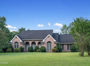 1700 Conrad Ridge Rd, Holladay, TN 38341