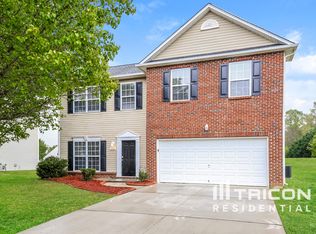 2305 Lannigan Dr, Greensboro, NC 27406