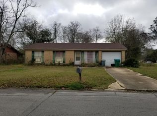 2118 Chestwood Dr, Gautier, MS 39553