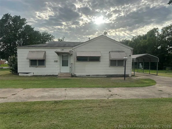 1111 E 12th St, Okmulgee, OK 74447