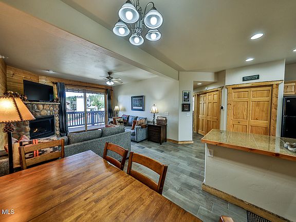 4th image of 203 BELLA VISTA #203