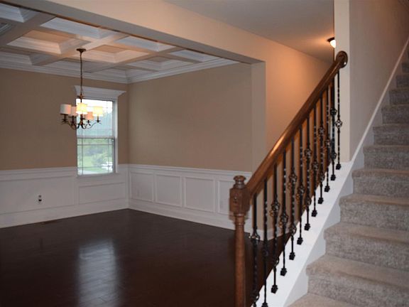 5th image of 515 McGrath Dr