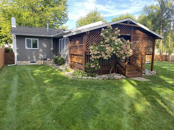 4th image of 101 Island View Dr
