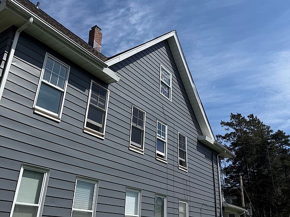 2nd image of 610 Hawley Avenue