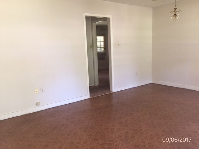 2nd image of 6569 Van Buren Rd
