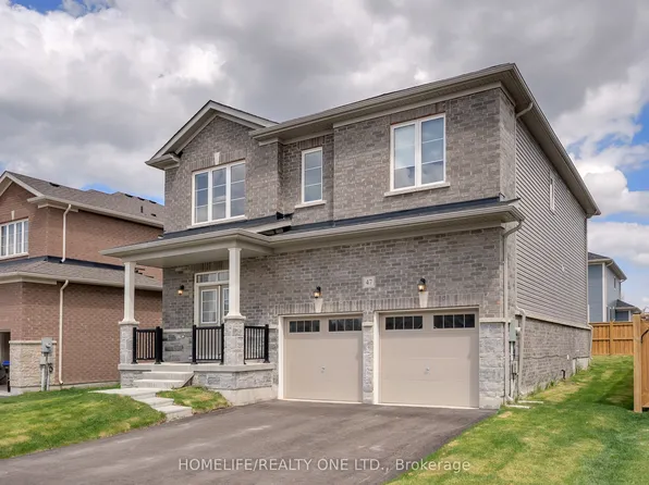 47 Autumn Dr, Wasaga Beach, ON L9Z 0K7