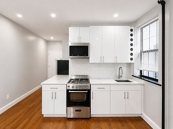 5th image of 43-07 31st Ave #3R