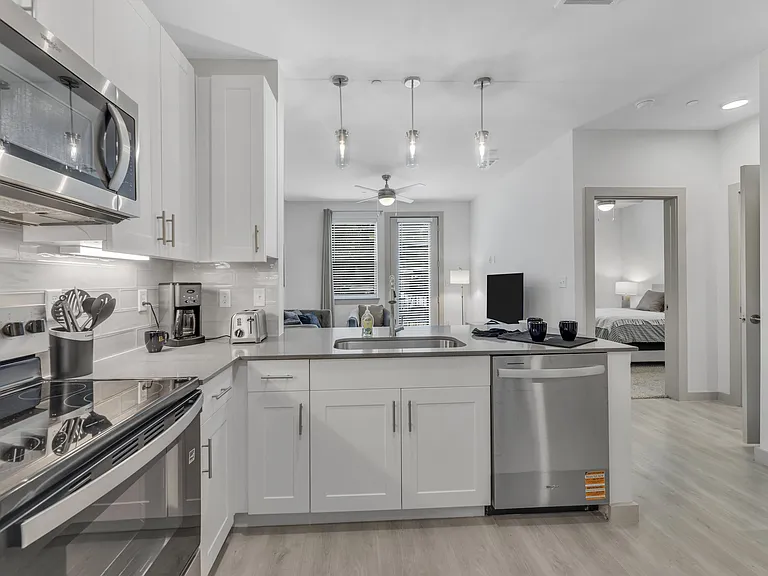 Bluffview Apartments — Photo 2