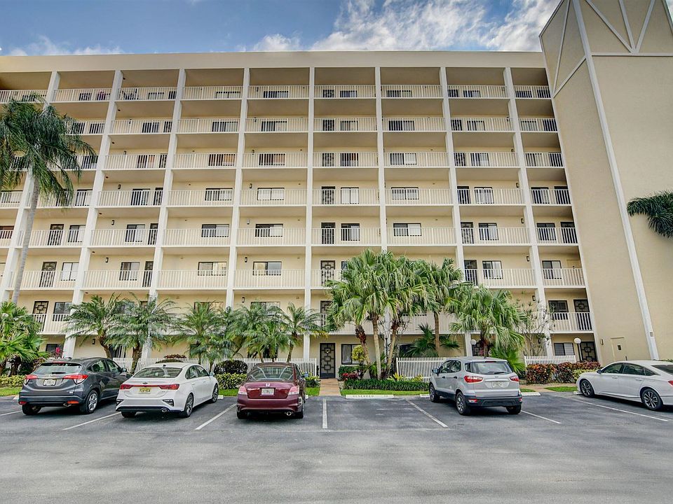 1st image of 7290 Kinghurst Dr APT 108