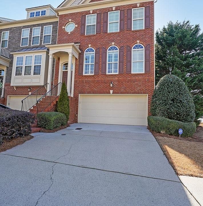 1st image of 1636 Wehunt Pl SE