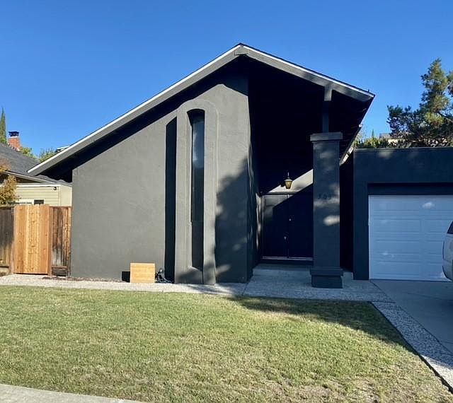 1st image of 503 Los Pinos Way