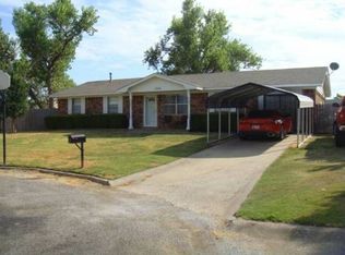 1202 3rd St, Elgin, OK 73538