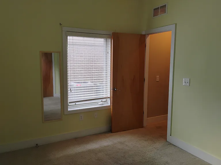 4465 Rainbow Blvd #D-7 — Photo 3