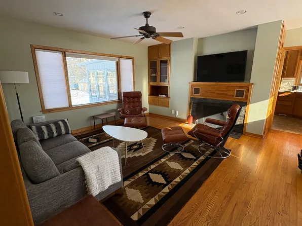 250 Koser Ave, Iowa City, IA 52246