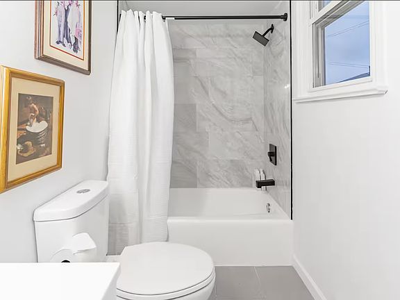 5th image of 166 Elm St #1L