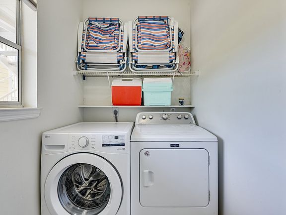4th image of 200 Sandestin Ln APT 305