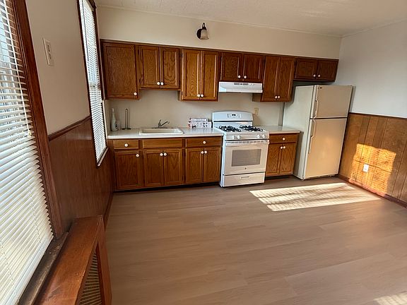 2nd image of 111 19th St Floor 2