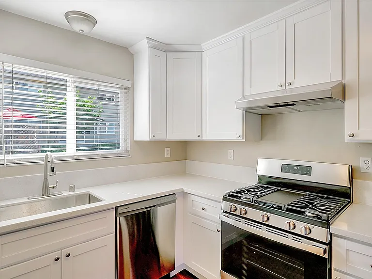 835 Palomino Dr #2 — Photo 5