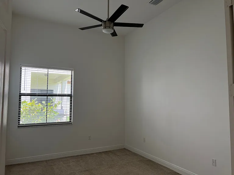 4772 Rosetta Ter — Photo 29