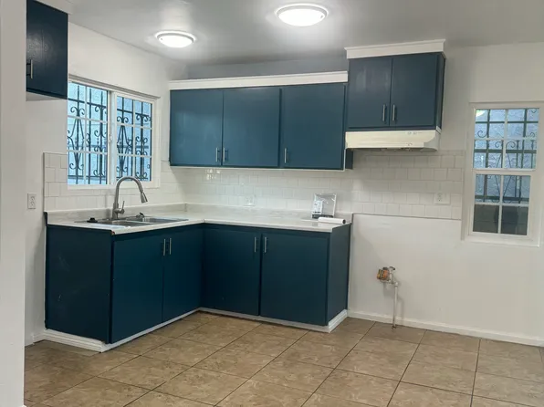 415 E 99th St #415, Los Angeles, CA 90003