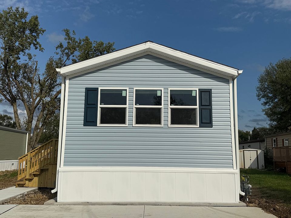 1st image of 181 Windmere Ave