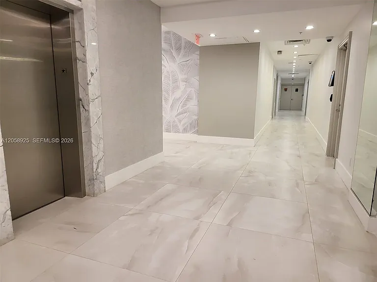 3001 S Ocean Dr #639 — Photo 14