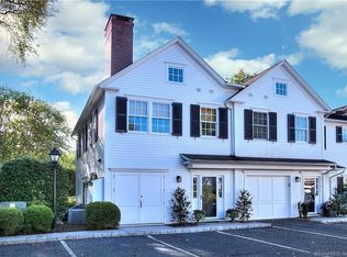 220 Riverside Ave #7, Westport, CT 06880