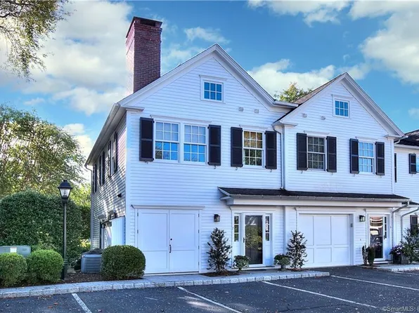 220 Riverside Avenue #7, Westport, CT 06880
