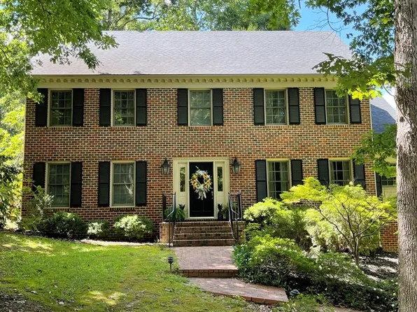 214 Dunshill Rd, Roanoke Rapids, NC 27870