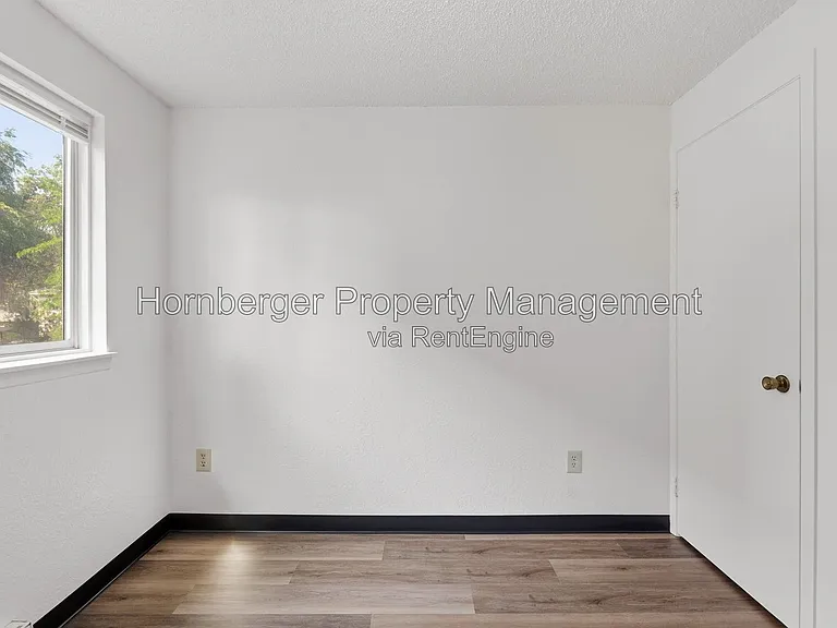 2439 N Standard St — Photo 10