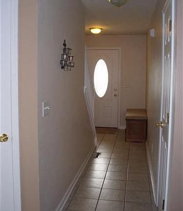 2nd image of 1646 Kemppel Cir
