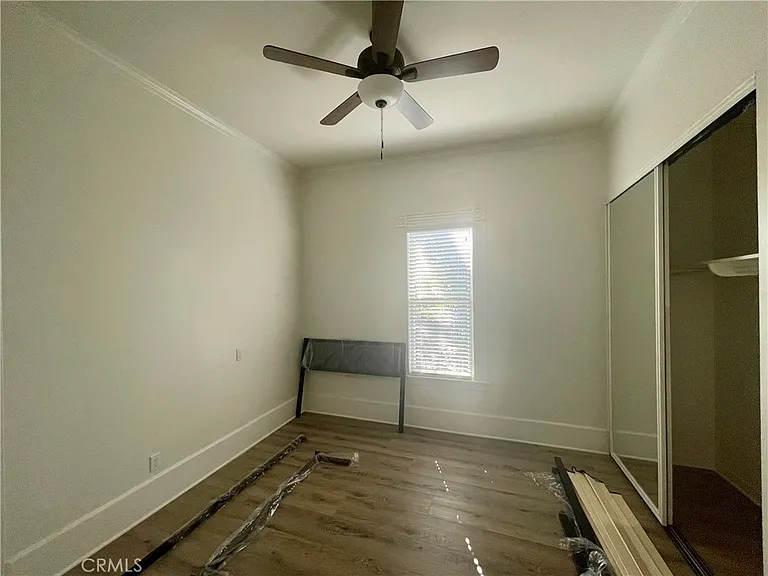 1570 Locust St — Photo 14